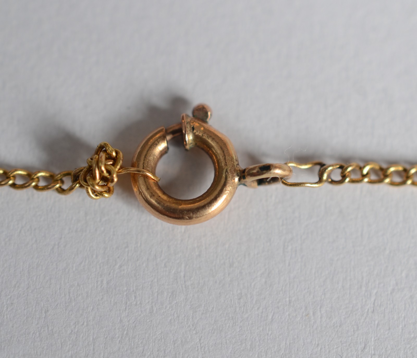 Cordão de ouro 18 k com pendente no nome "Clarisse". (Por motivos de... - foto 4 de 5