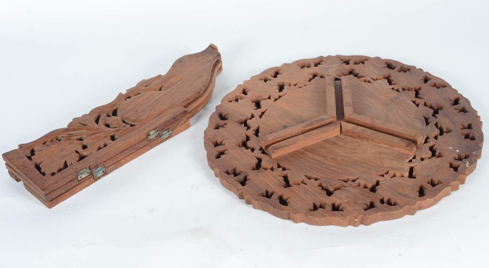 Mesa indiana de madeira nobre com detalhes em marfim, detalhes... - foto 6 de 7