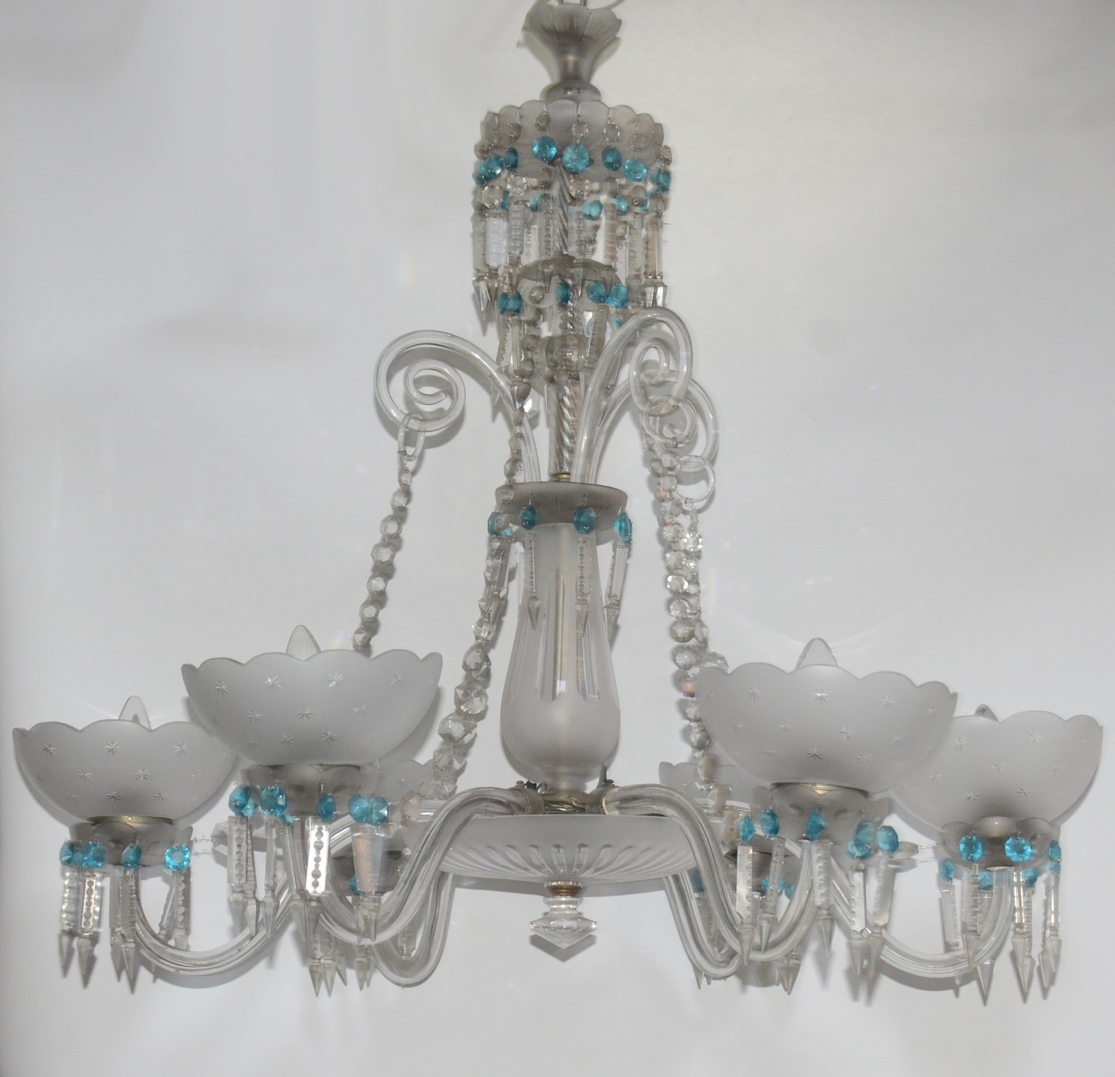 Belíssimo Lustre de cristal para 6 luzes, mangas foscas, pingentes... - foto 1 de 7