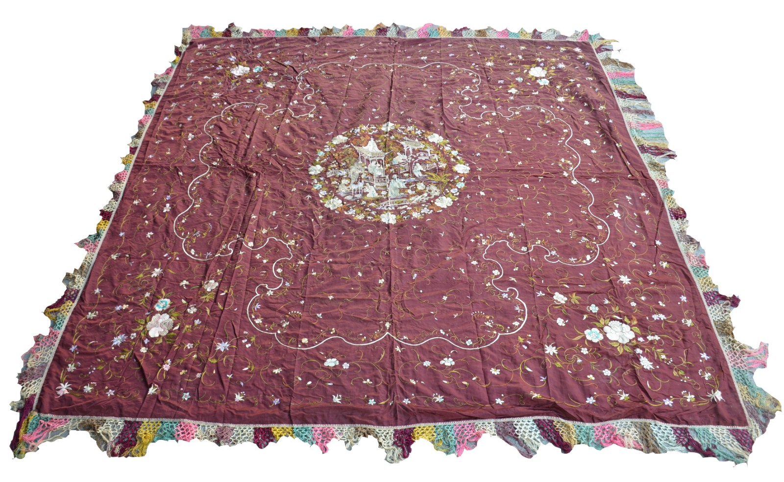 Colcha de seda com bordados. - foto 1 de 10