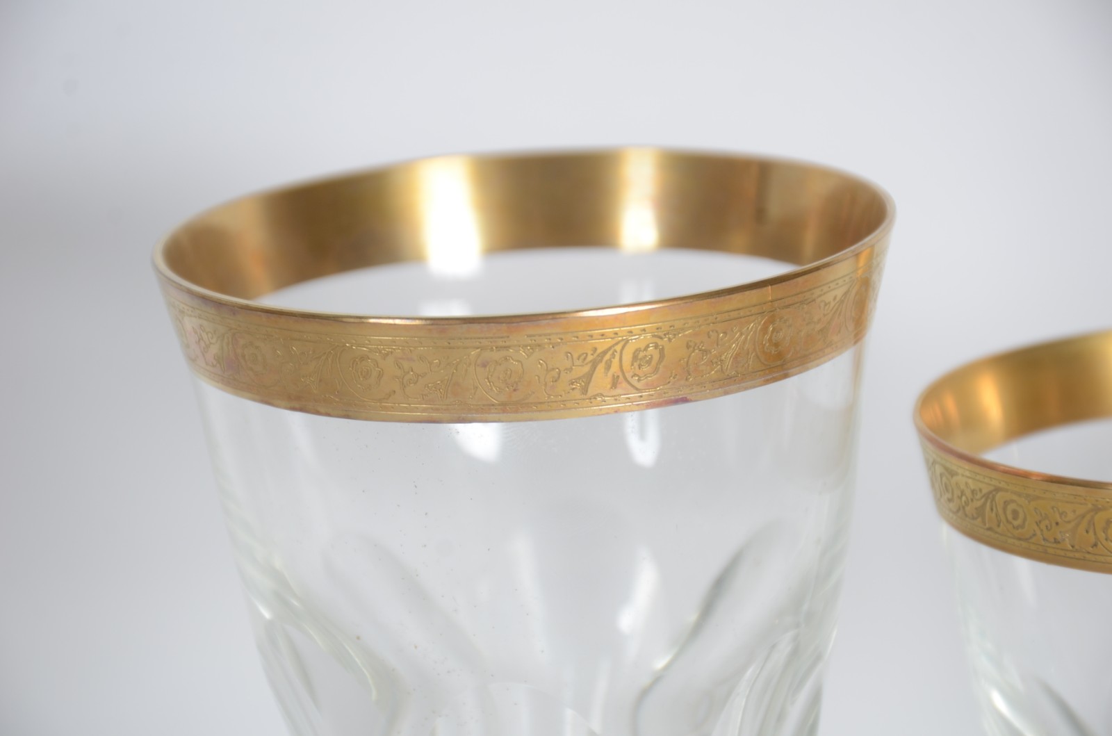 Serviço de taças de cristal com borda dourada lapidação facetada... - foto 6 de 7