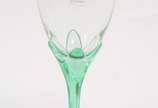 Seis taças de cristal com pé verde. - Seis taças de cristal com pé verde.