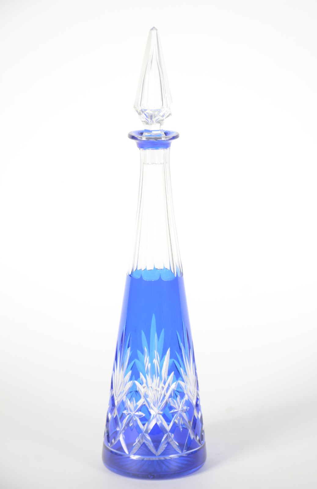 Garrafa de cristal europeu doublé azul lapidado (tampa com bicados). - foto 1 de 9