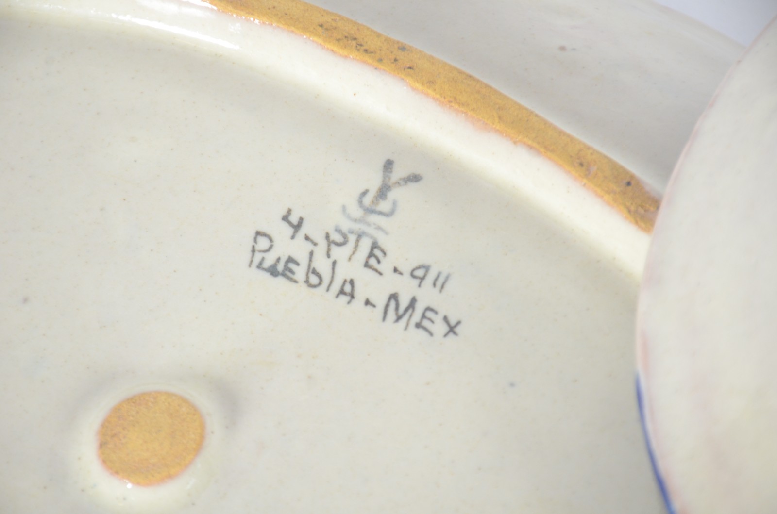 Quatro peças de cerâmica "Talavera de Puebla" mexicana , sendo... - foto 9 de 10