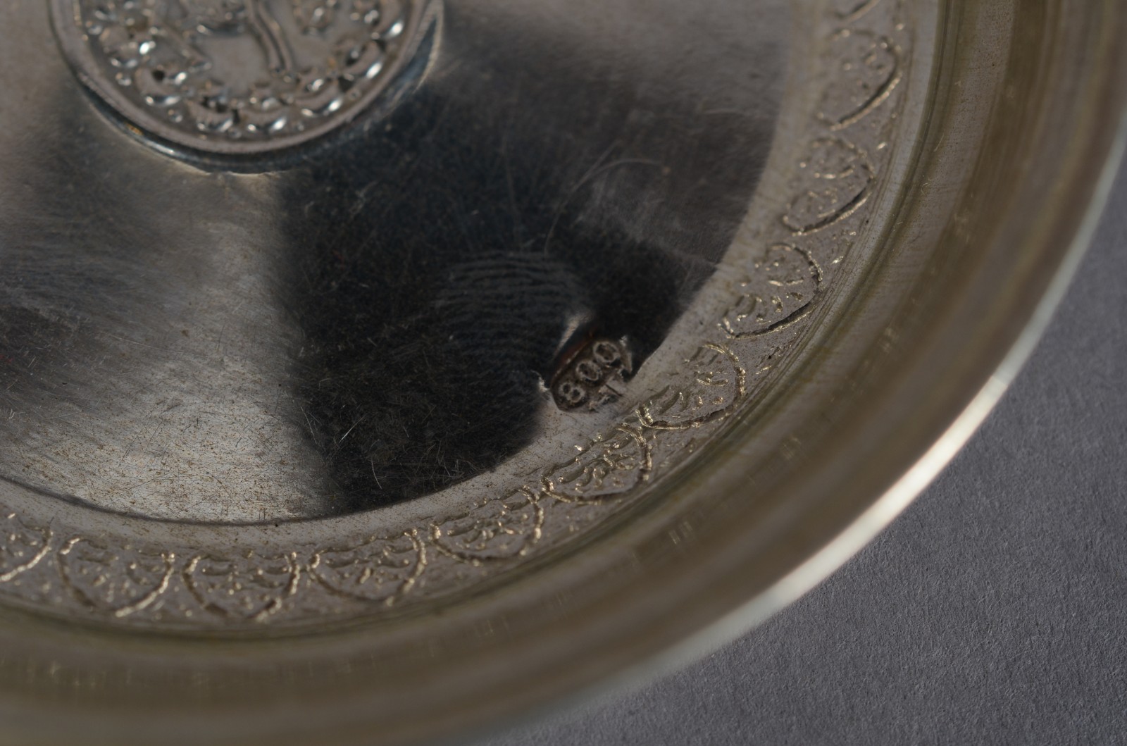 Diversas peças de prata de lei, sendo: 8 cinzeiros individuais; 3... - foto 9 de 11