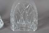 STEPHENS,  - Três garrafas de cristal portugues lapidado, marcadas na base, Stephens.