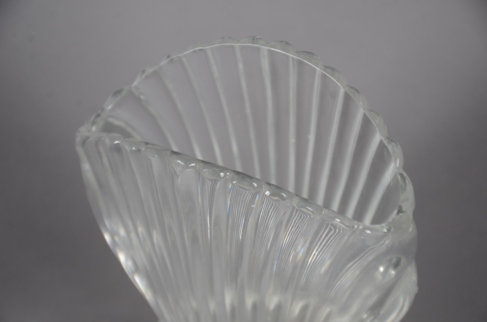 Três peças de cristal em diversos formatos. - foto 4 de 9