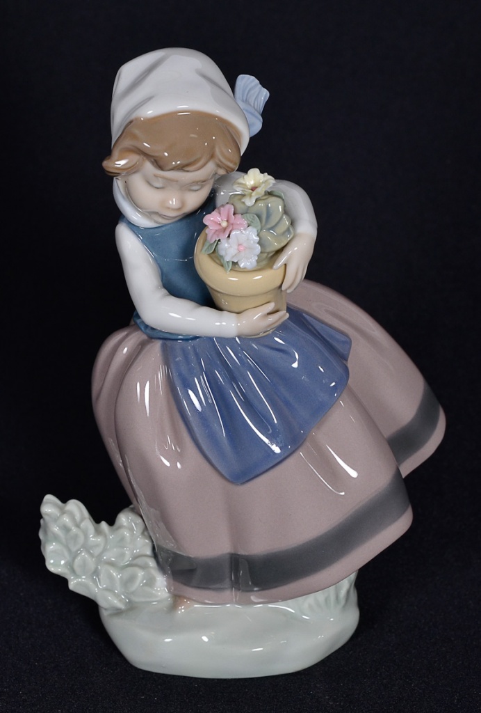 LLADRO - Estatueta de porcelana espanhola repres. Camponesa com...