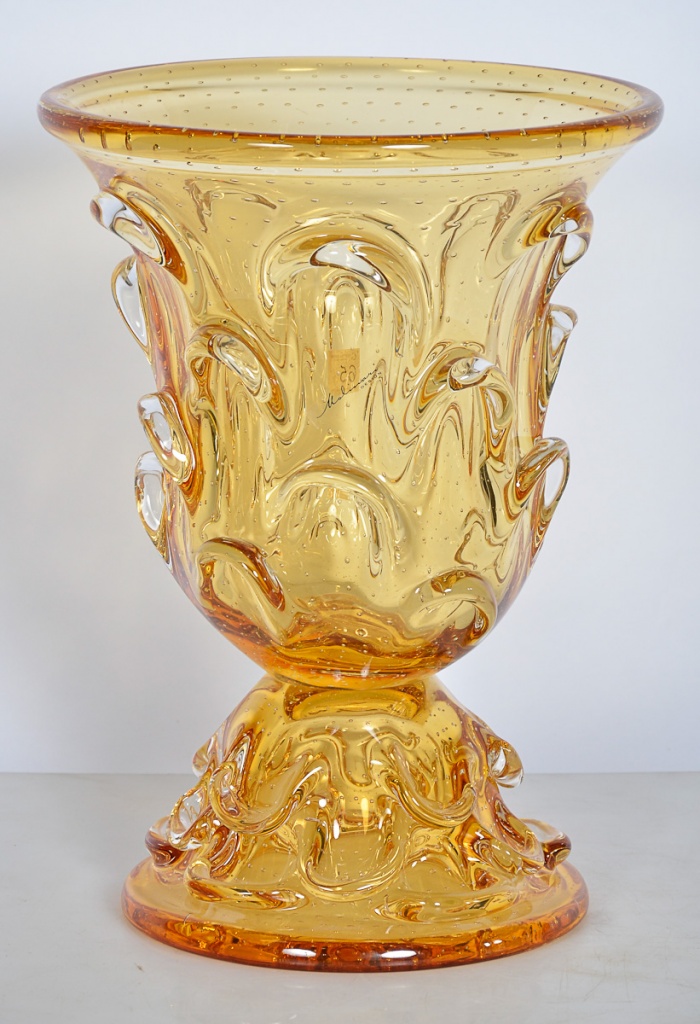 Vaso de murano amarelo com bolhas internas, alt. 41 diam. 29 cm.