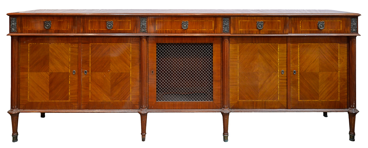 Conjunto de móveis para sala de jantar, estilo frances, de madeira... - foto 2 de 2