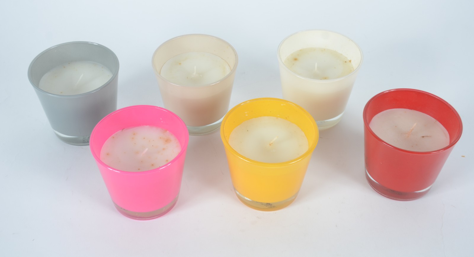 Seis porta velas de vidro em diversas cores. - foto 2 de 3