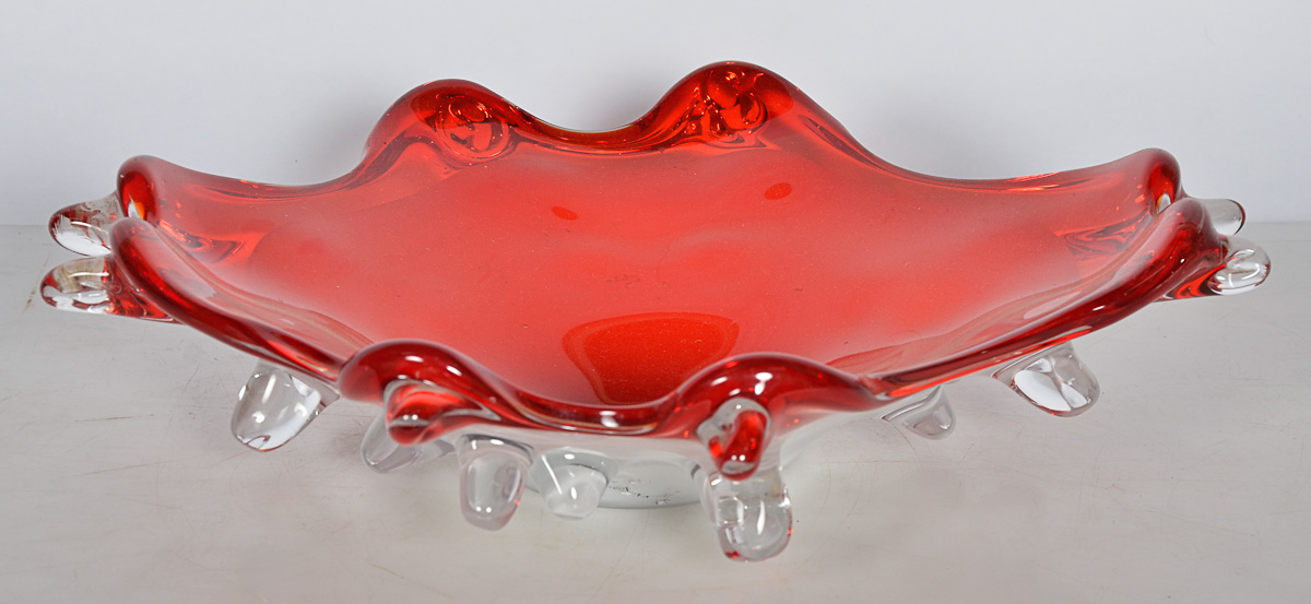Centro de mesa de murano vermelho, diam.41 cm.