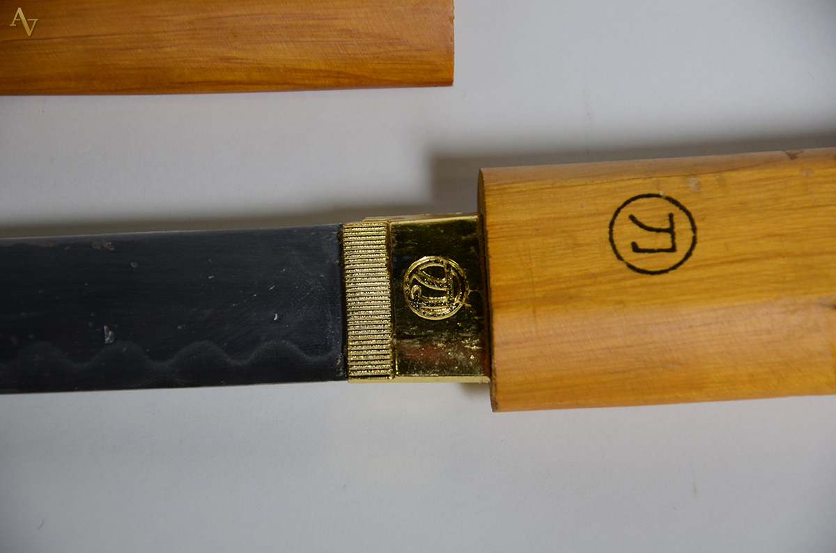 Espada de samurai curta (WAKIZASHI) com bainha e empunhadura em... - foto 3 de 3