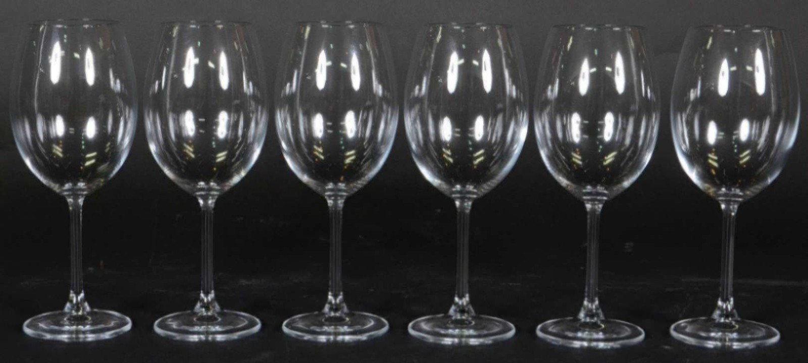 Seis taças de cristal para vinho, 580 ml. - foto 1 de 2