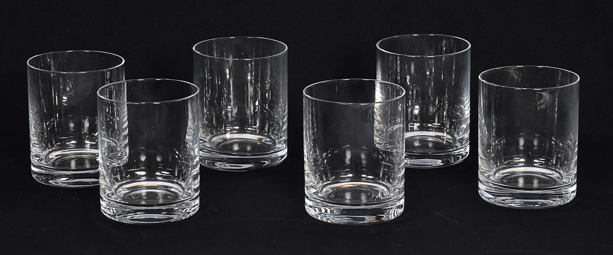 Seis copos de cristal liso para whisky