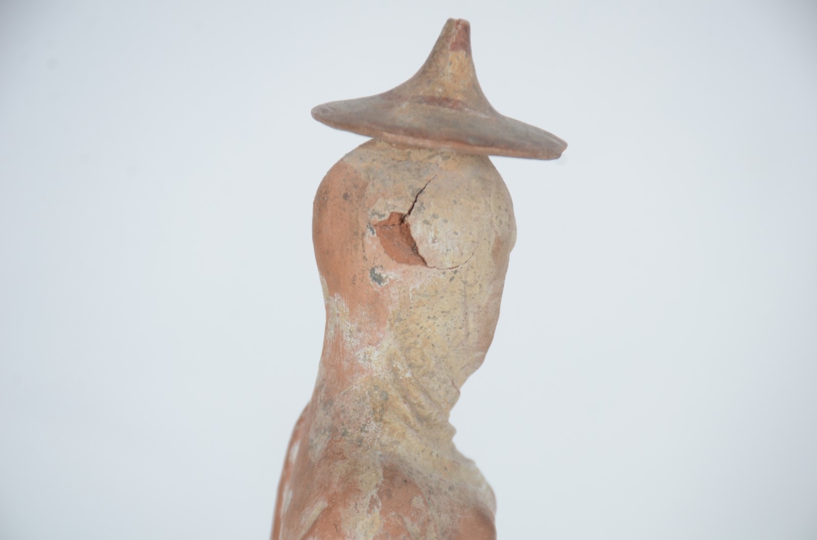 Imagem de "Santa" de terracota. Com desgastes. - foto 5 de 8