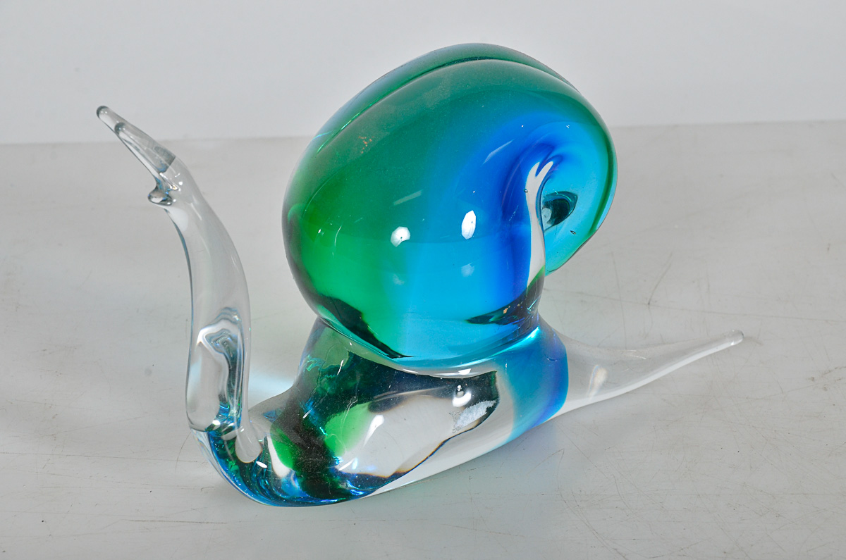 Estatueta de murano repres.caracol, alt.11 cm.