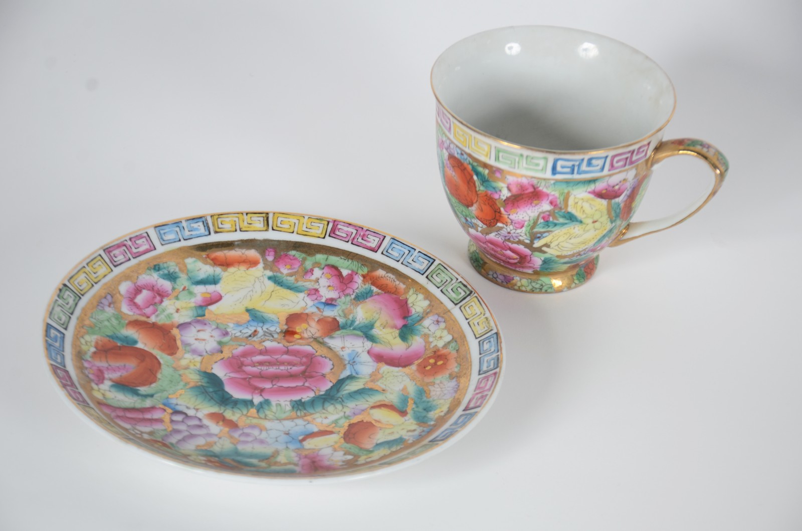 Serviço de chá de porcelana chinesa, decoração floral em policromia... - foto 3 de 8