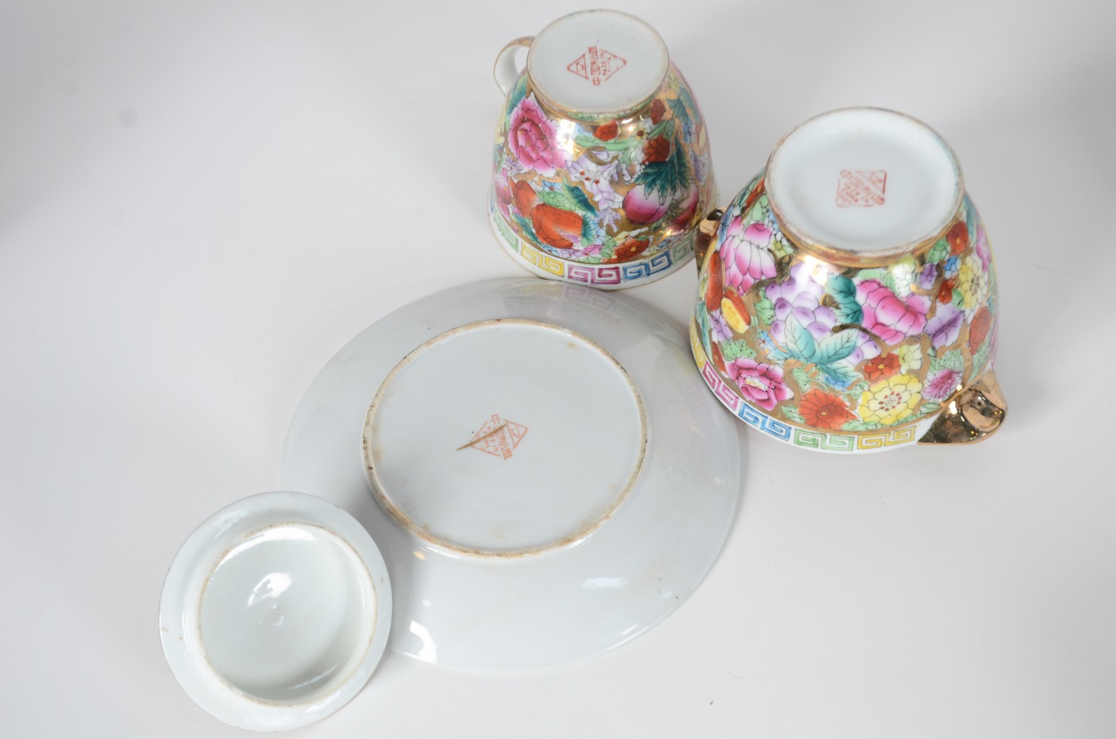 Serviço de chá de porcelana chinesa, decoração floral em policromia... - foto 6 de 8