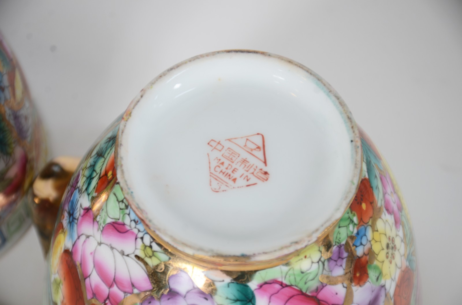 Serviço de chá de porcelana chinesa, decoração floral em policromia... - foto 7 de 8