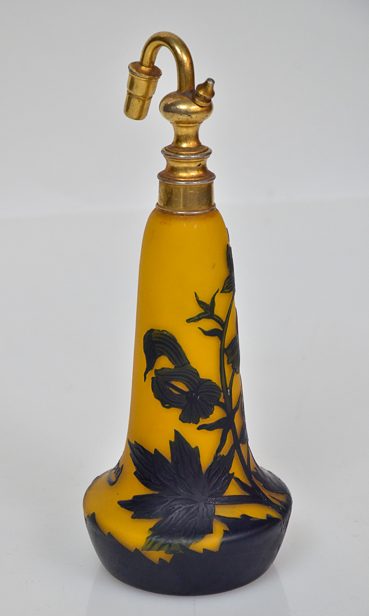 RICHARD - Perfumeiro frances de pasta de vidro amarela cameo em...