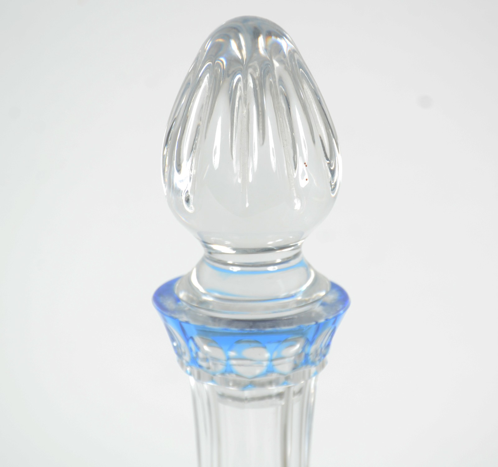Garrafa de cristal doublé azul lapidado. - foto 2 de 7