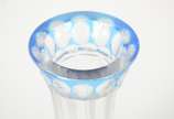 Garrafa de cristal doublé azul lapidado. - Garrafa de cristal doublé azul lapidado.