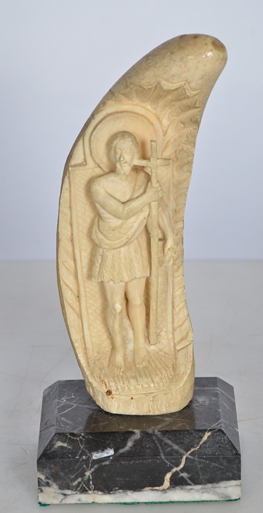 Presa de morça repres. Santo, alt.20 cm.