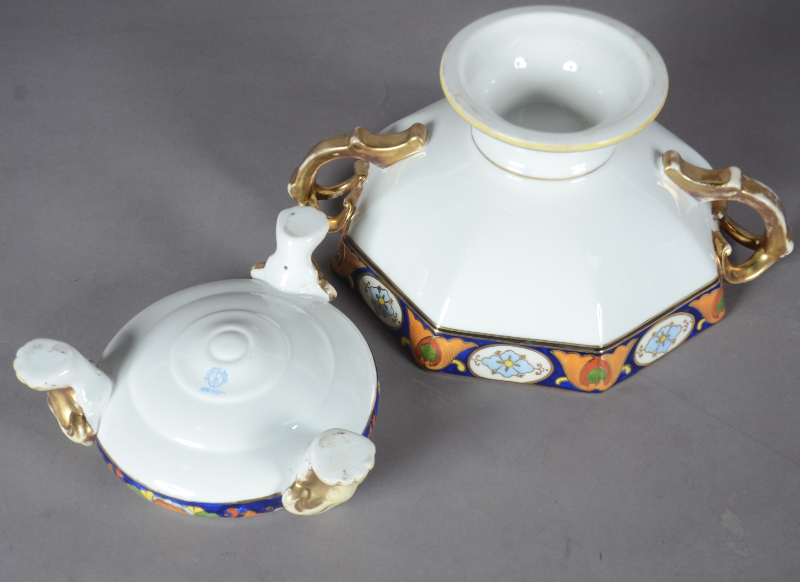 Fruteira com alças de porcelana japonesa Noritake, feitio oitavado... - foto 8 de 9