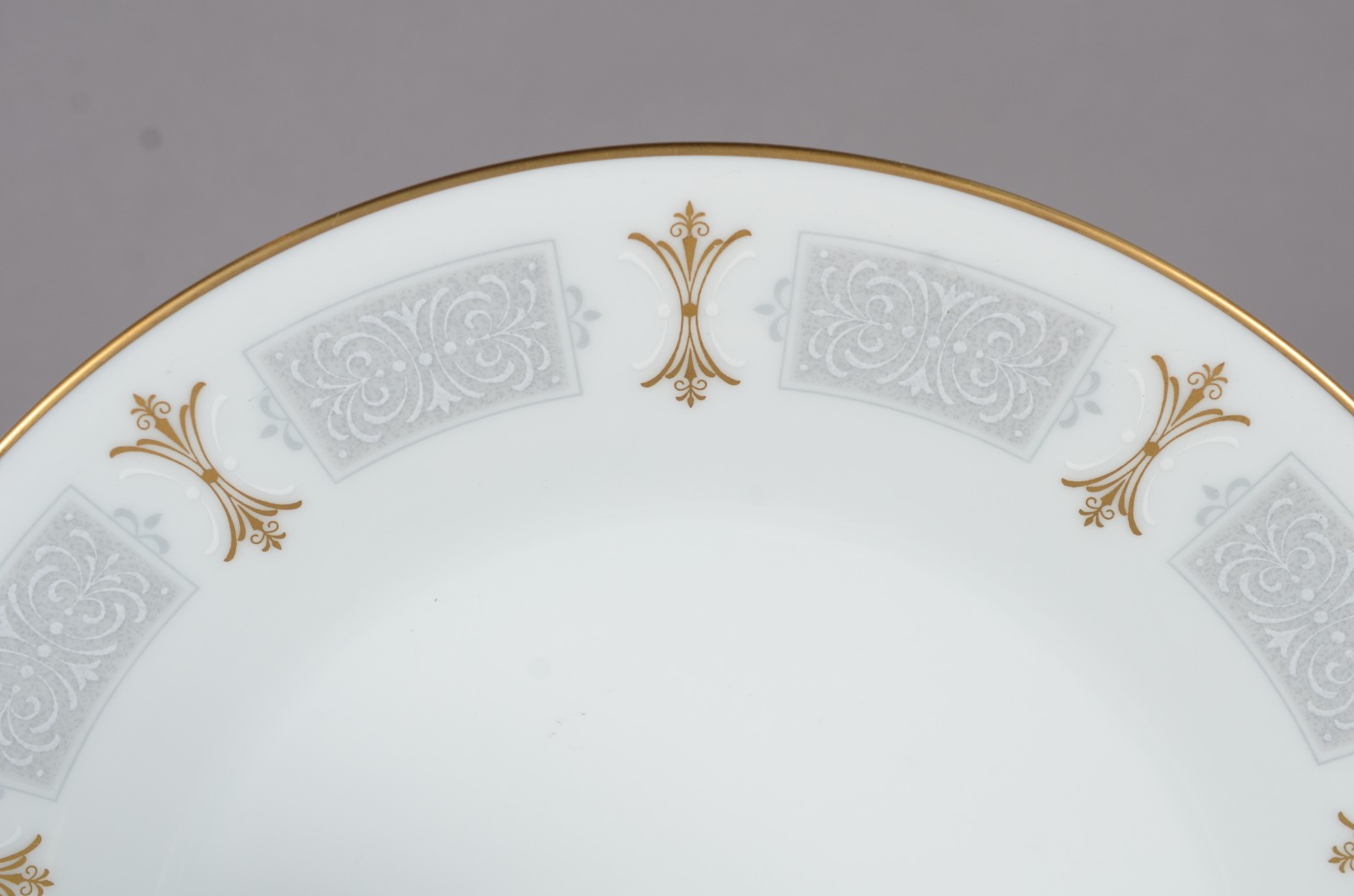 Serviço de chá de porcelana Noritake, composto de: 6 xicaras com... - foto 2 de 9