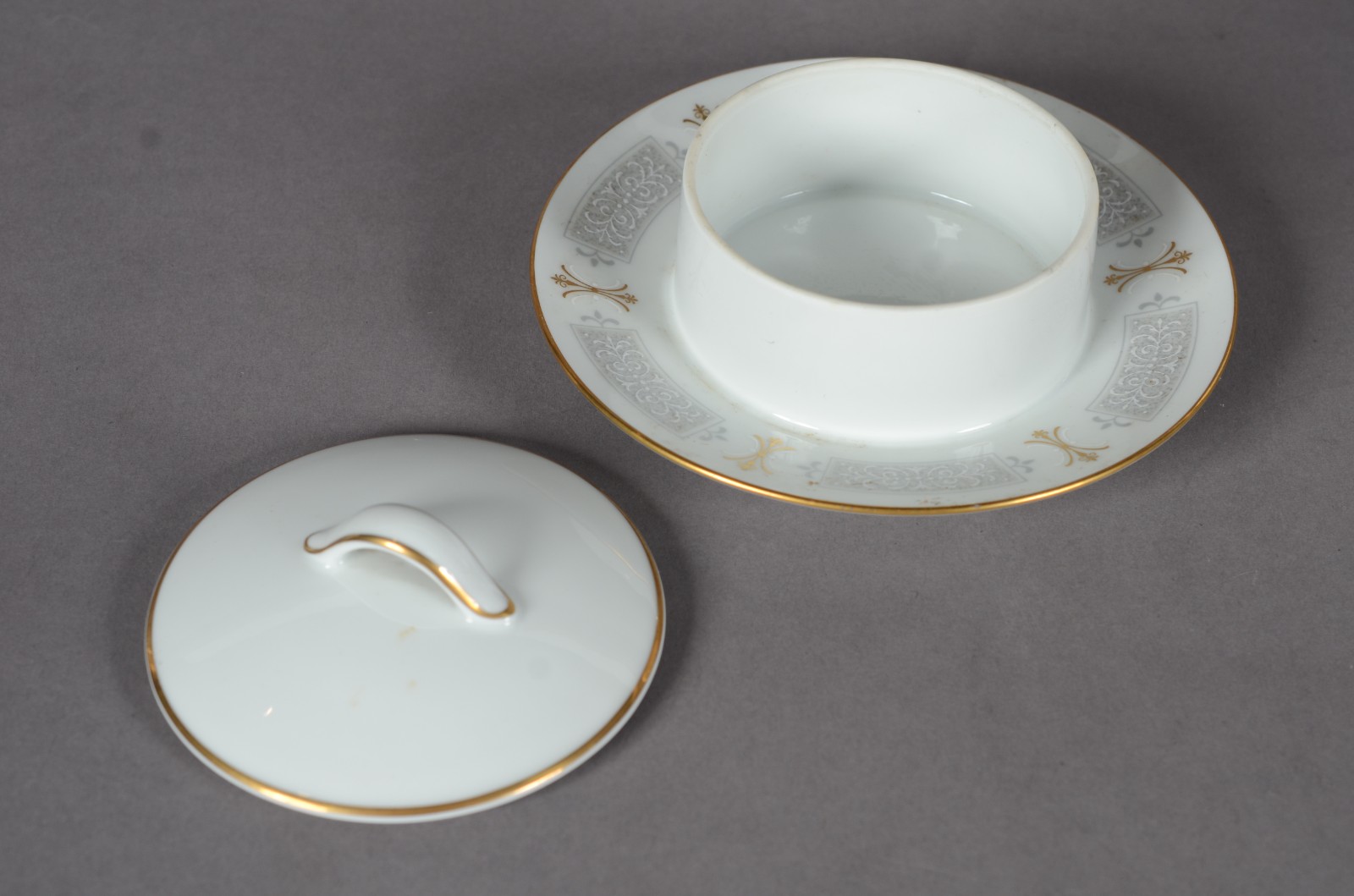 Serviço de chá de porcelana Noritake, composto de: 6 xicaras com... - foto 4 de 9