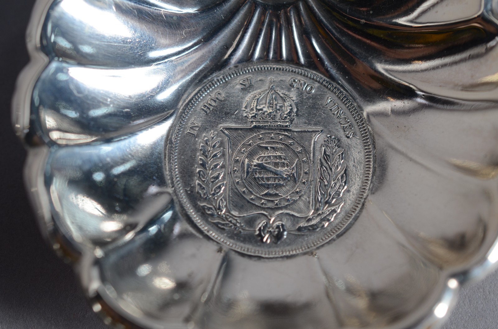 Nove pequenas peças de prata, em diferentes formatos: Solifleur... - foto 6 de 11
