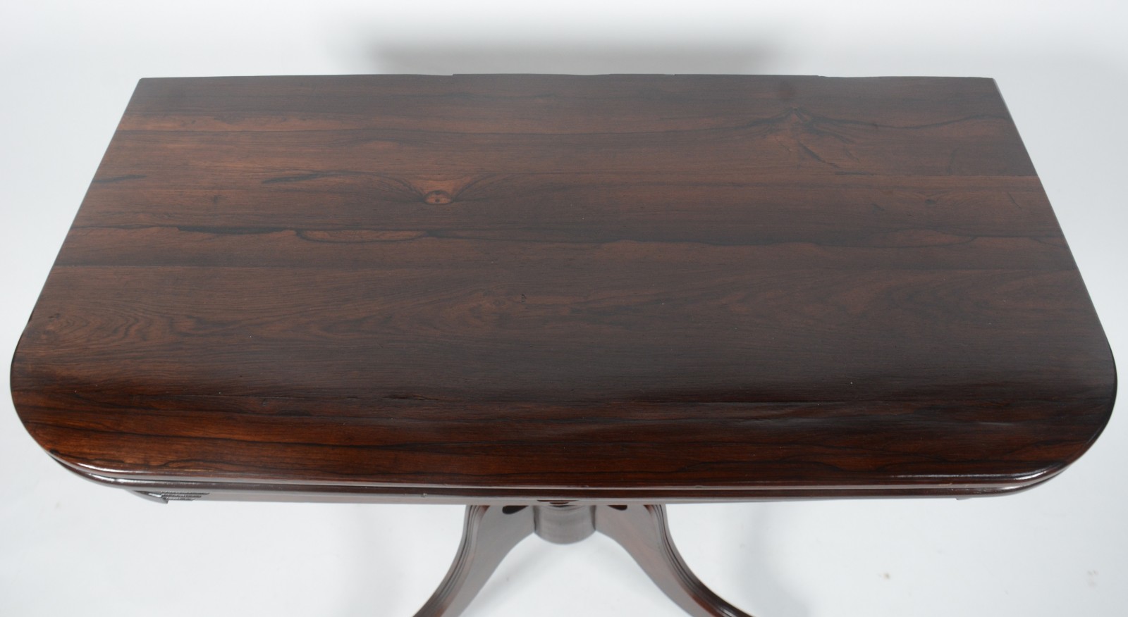 Mesa/console de jacarandá, tampo dobrável, saia com detalhes... - foto 7 de 10