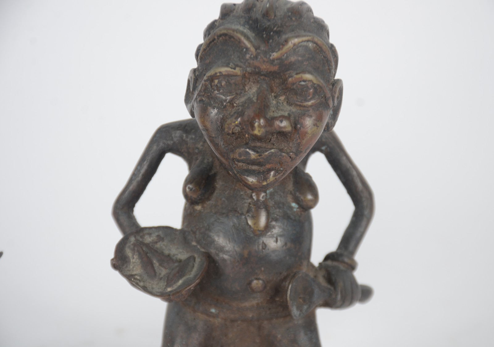 Duas figuras de bronze. - foto 2 de 7