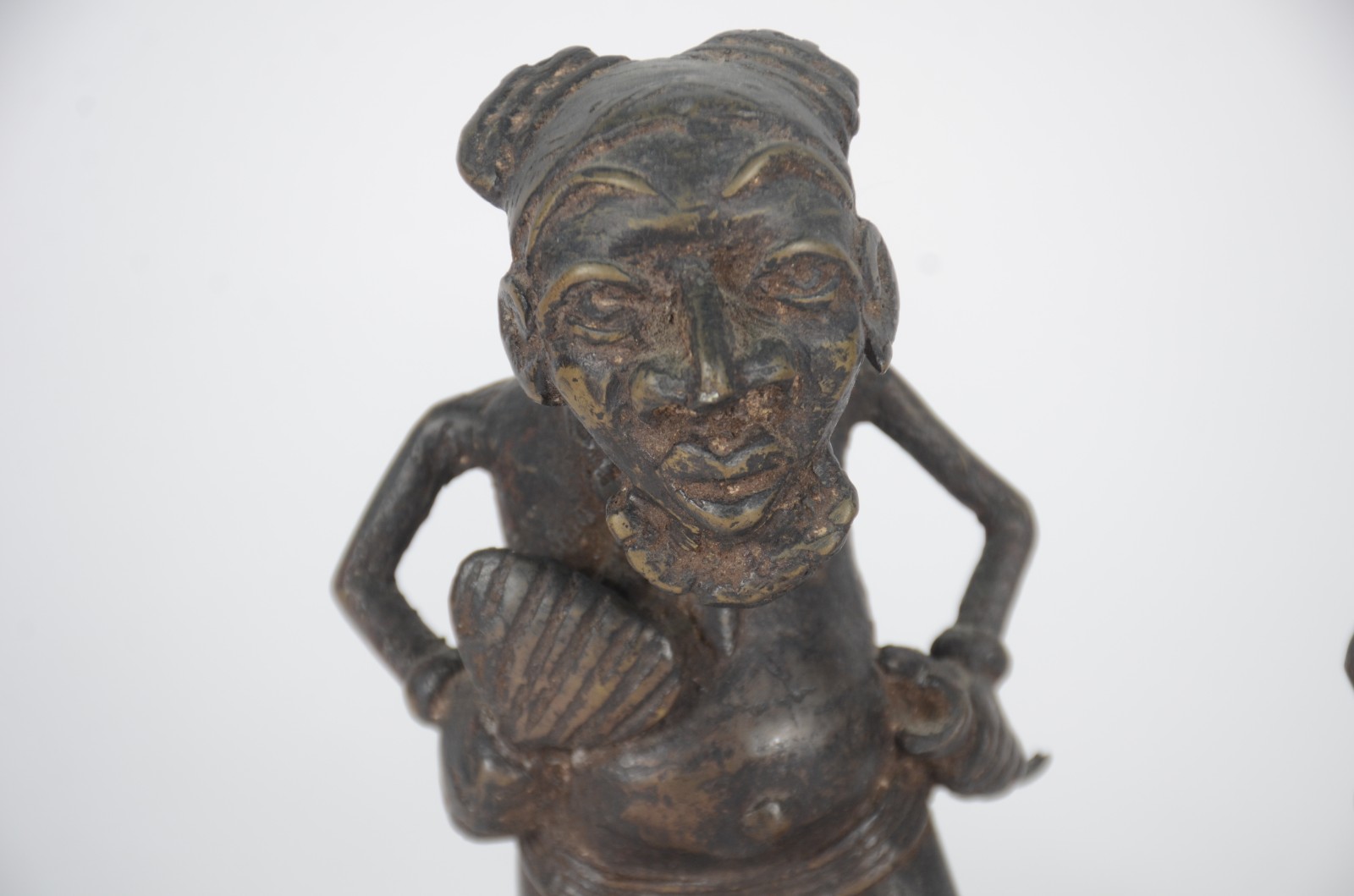 Duas figuras de bronze. - foto 3 de 7