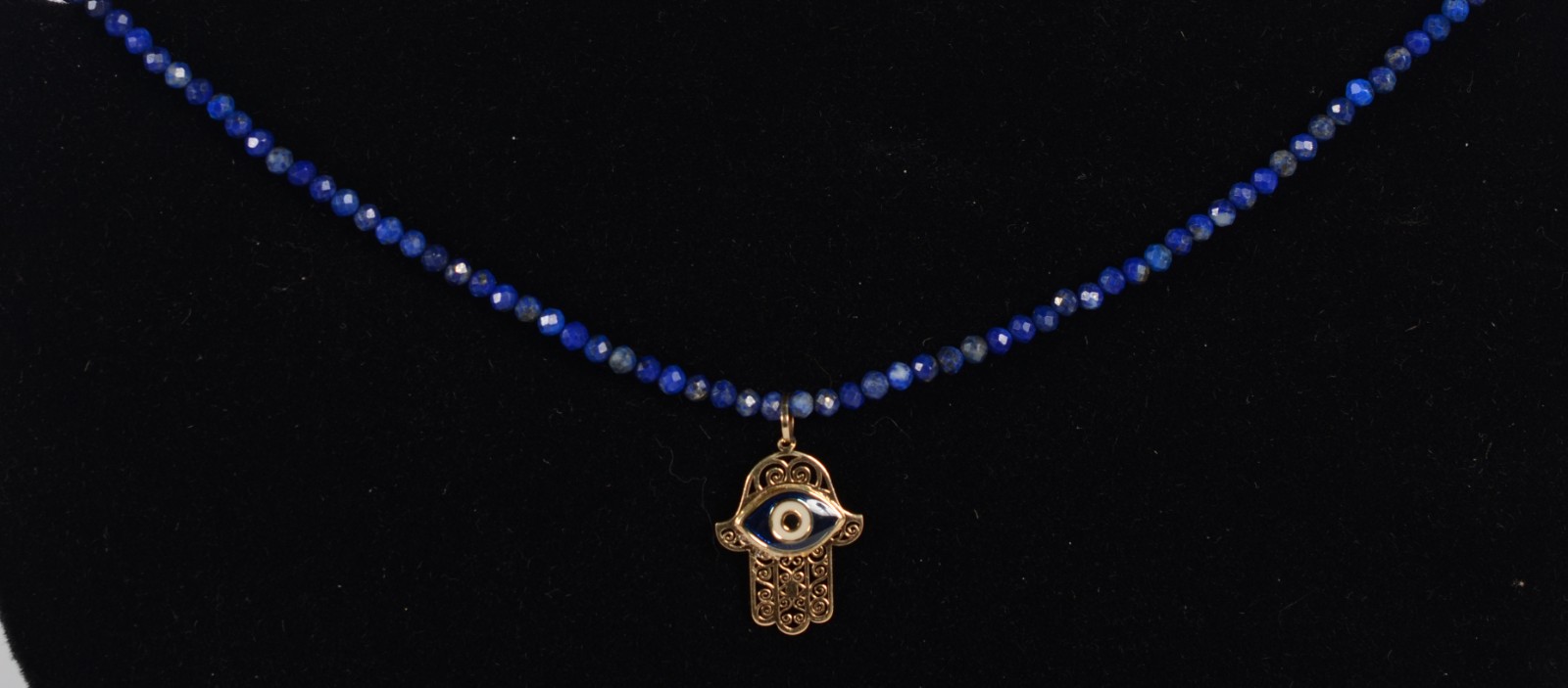 Colar lápis lazuli lapidadas , fecho de ouro 18 k., contraste 750... - foto 7 de 8