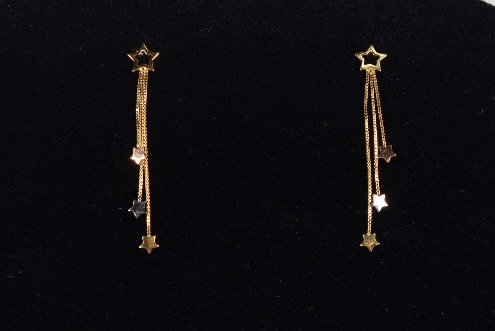 Par de brincos de ouro 18 k., contraste 750 feitio estrela. (Por... - foto 5 de 5