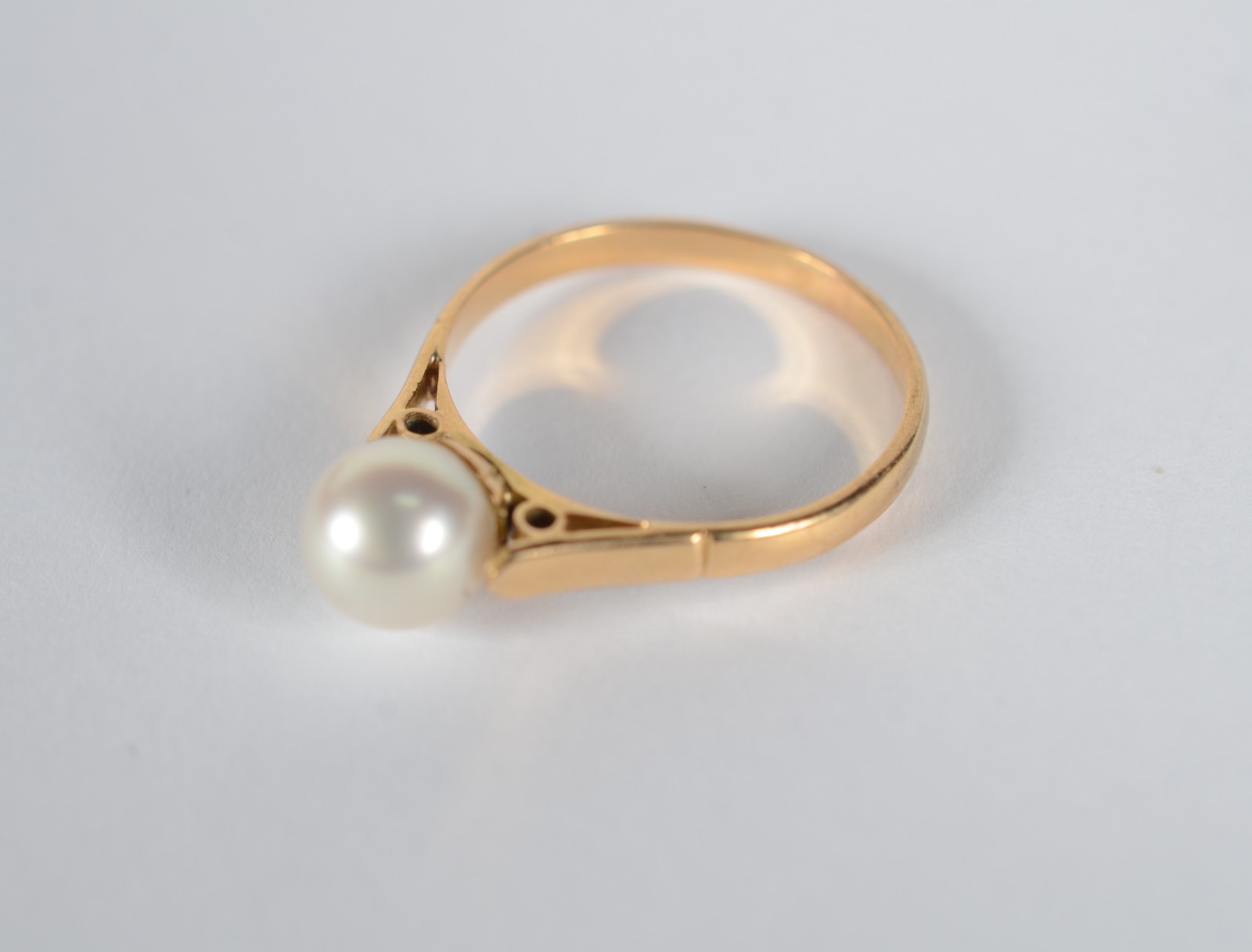 Conjunto de ouro 18 k., contraste 750 composto de par de brincos e... - foto 2 de 9
