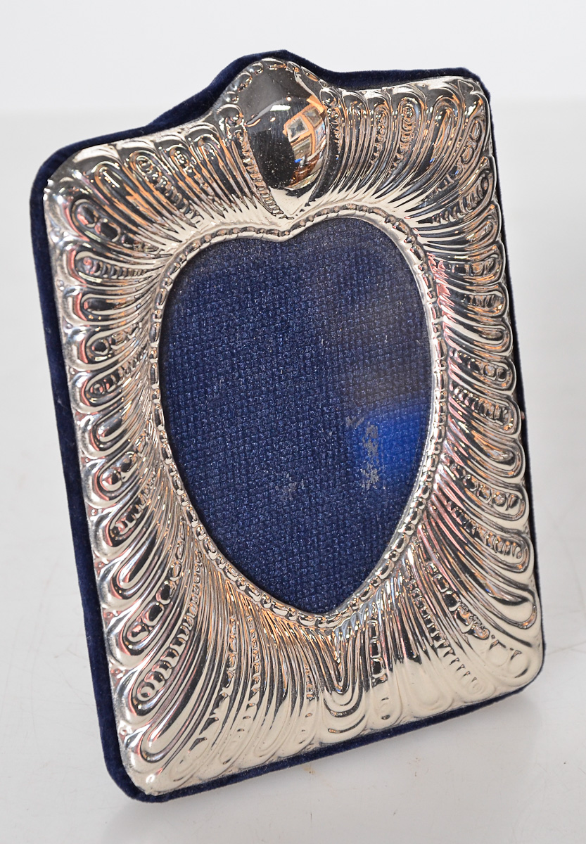 Porta retrato de prata italiana Sterling 925 mls, feitio coração...