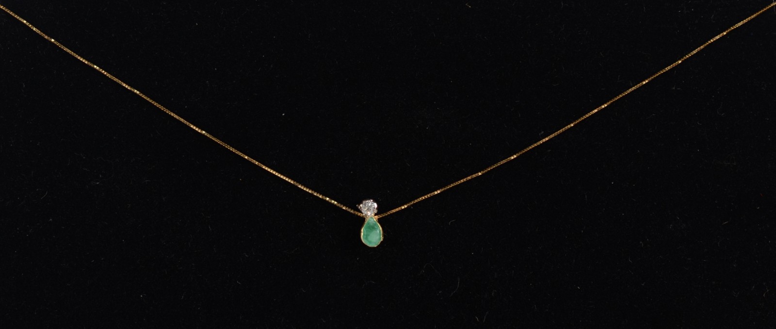 Colar com pendente de ouro 18 k., contraste 750, com brilhante e uma... - foto 8 de 8