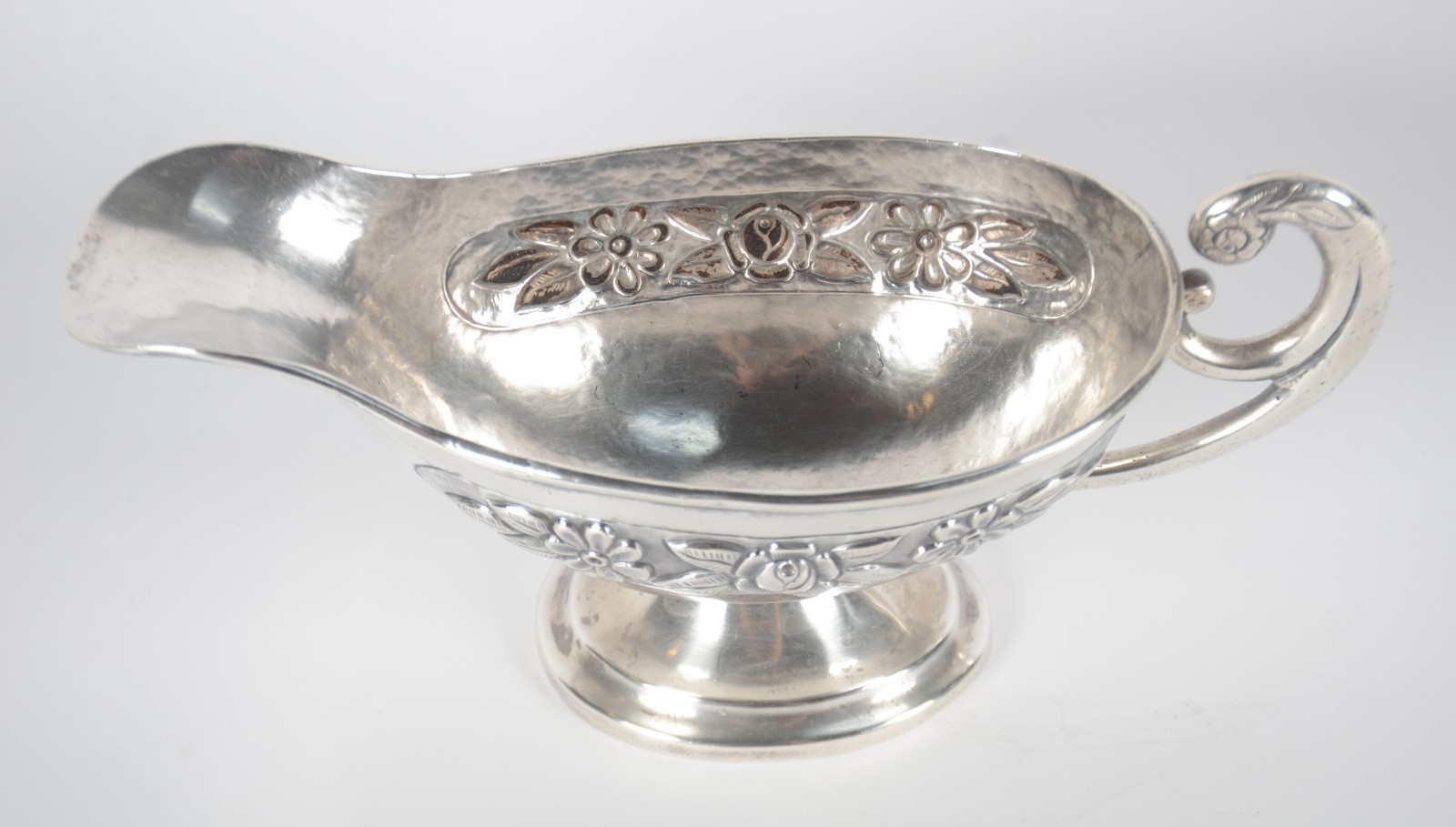 Molheira de prata mexicana Sterling com grega floral em relevo. - foto 4 de 6