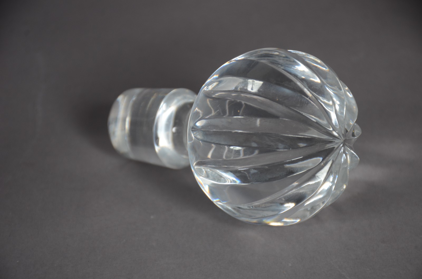 Conjunto em demi cristal lapidação bico de jaca, composto de: Jarra... - foto 11 de 11