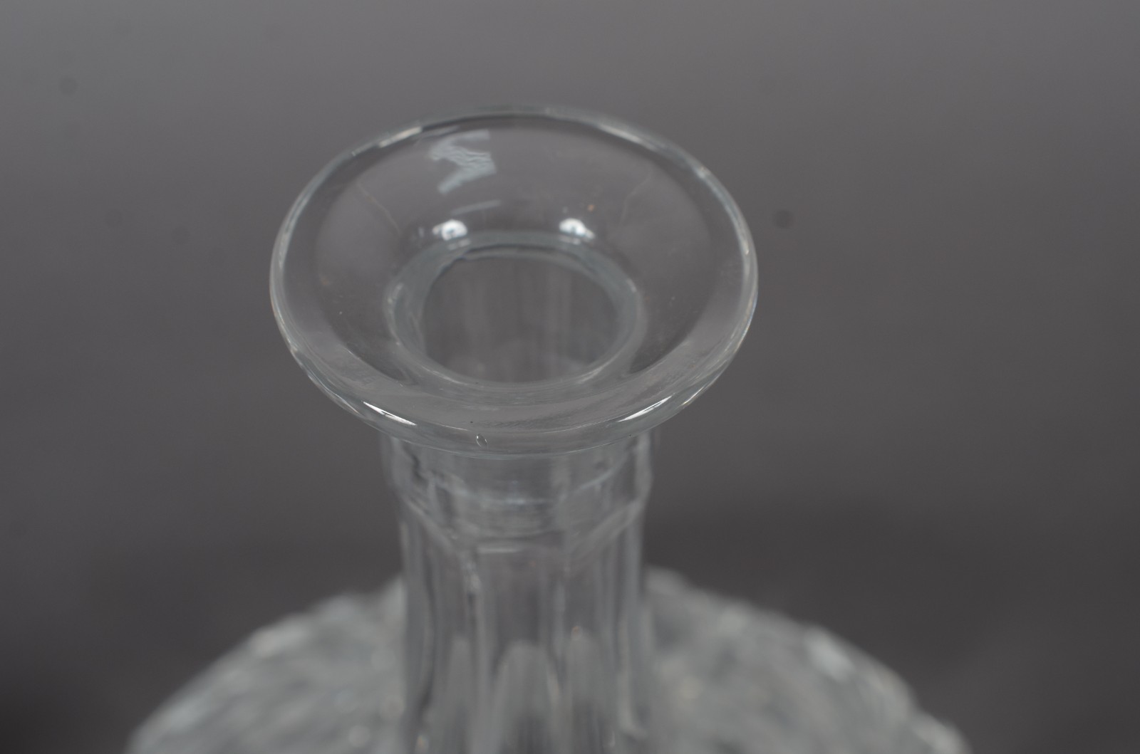 Captain Decanteur de cristal lapidado. - foto 8 de 11