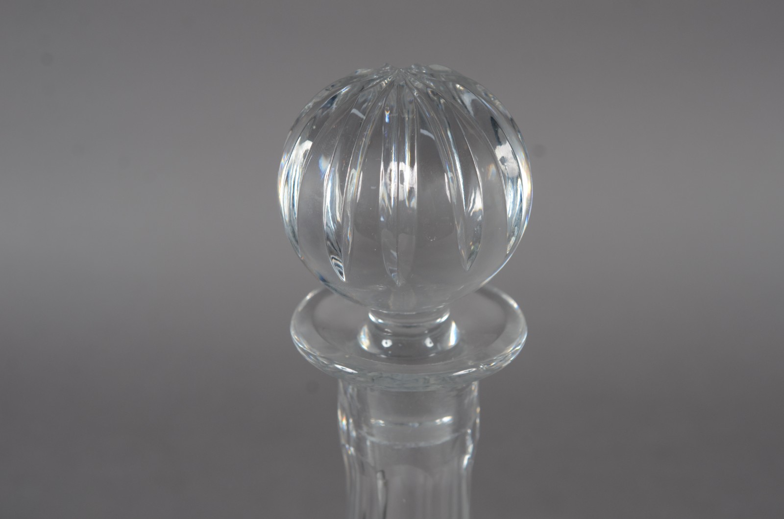 Captain Decanteur de cristal lapidado. - foto 10 de 11