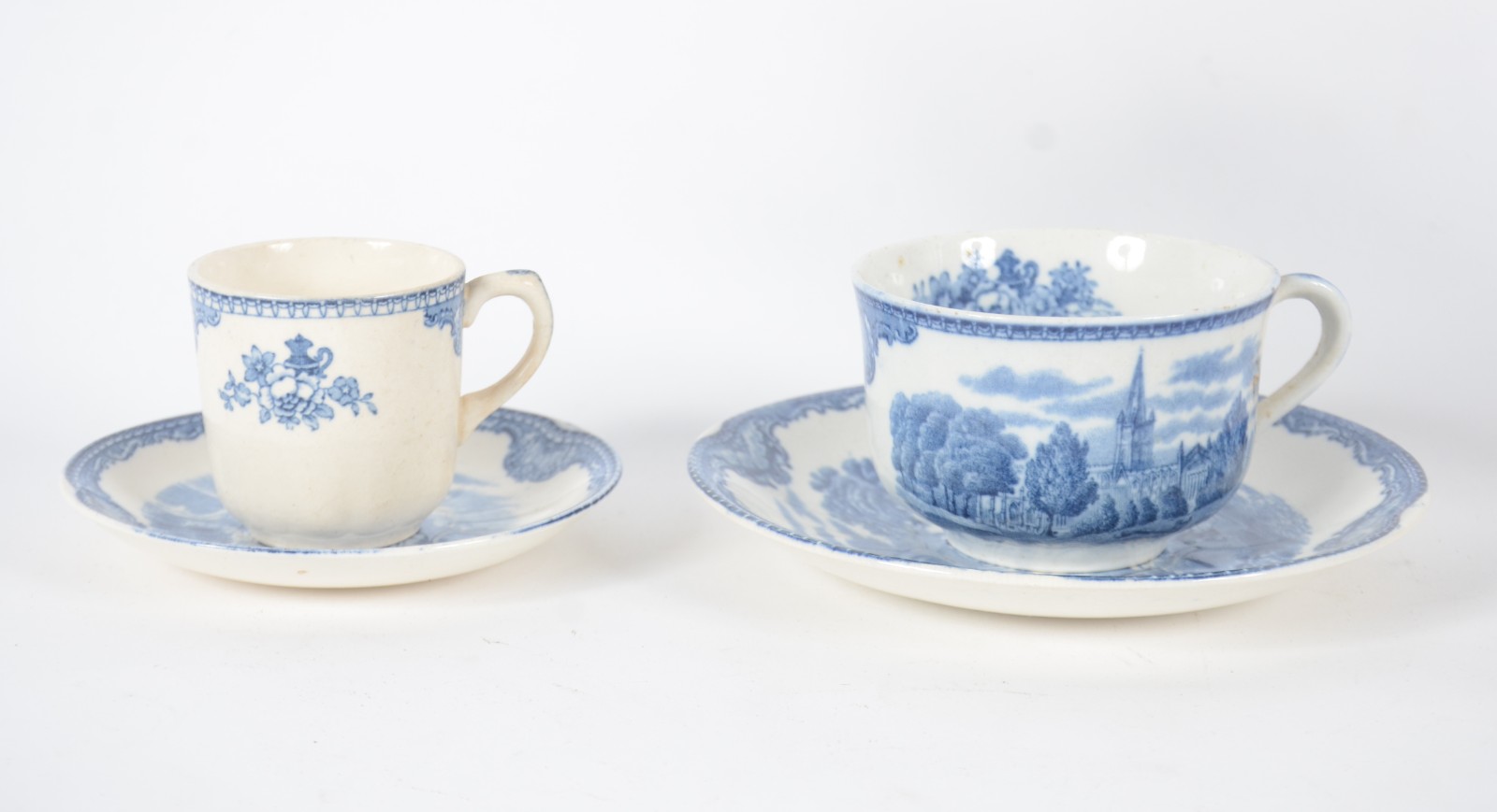 Aparelho de jantar, chá e café de faiança inglesa Johnson Bros, "Old... - foto 6 de 11