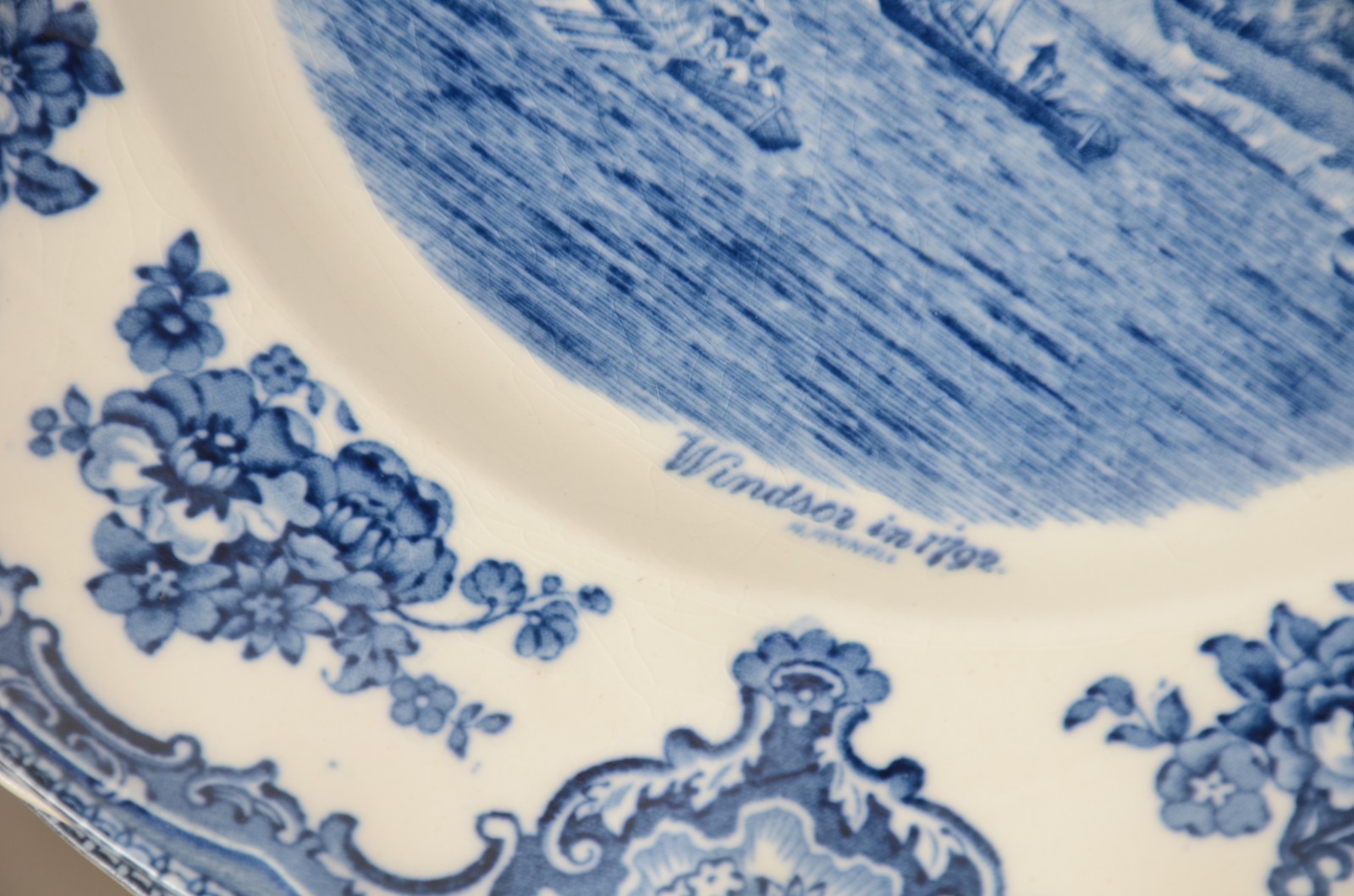 Aparelho de jantar, chá e café de faiança inglesa Johnson Bros, "Old... - foto 7 de 11