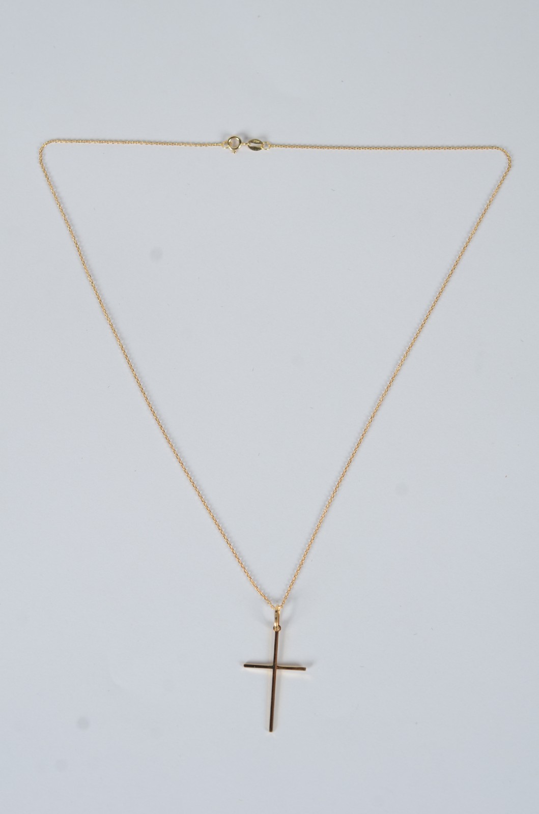 Colar de ouro 18k., contraste 750 com crucifixo. (Por motivos de... - foto 3 de 6