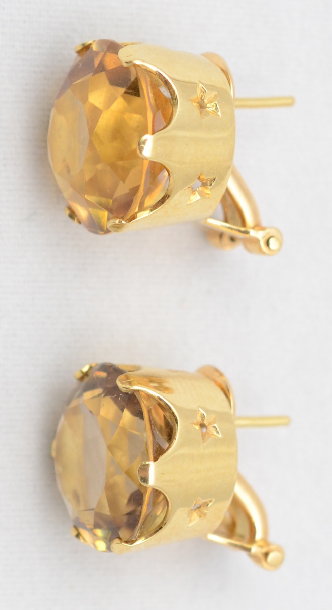 HSTERN - Par de brincos em ouro amarelo 18 k com topázio. Peso total...