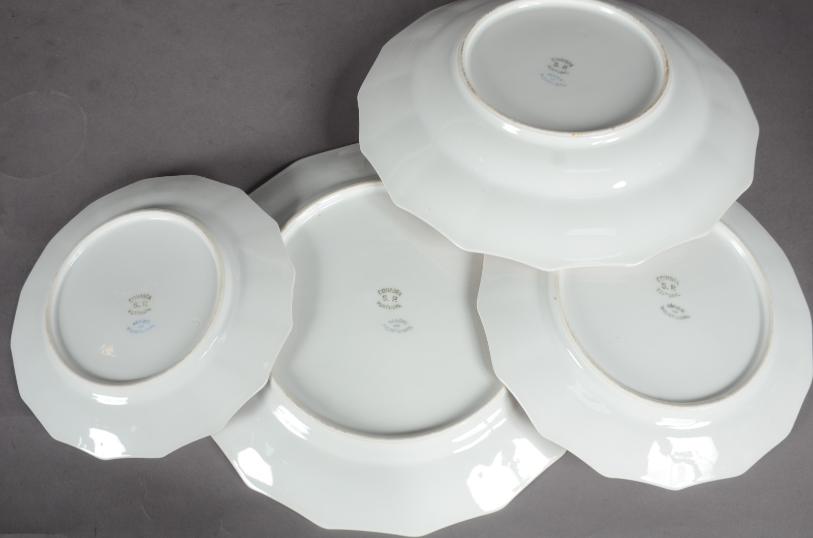 Aparelho de jantar, chá e café de porcelana portuguesa Coimbra S.P... - foto 9 de 11