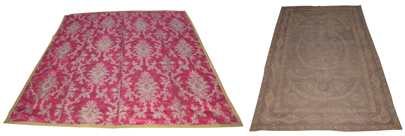 Duas antigas toalhas para altar. Com Desgastes. - foto 1 de 10